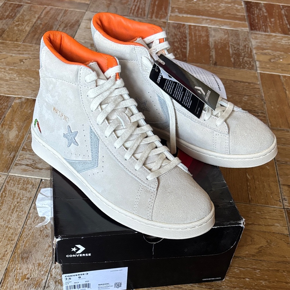 Converse x Bugs Bunny Pro Leather Chuck 70 Mens Sneakers NWT